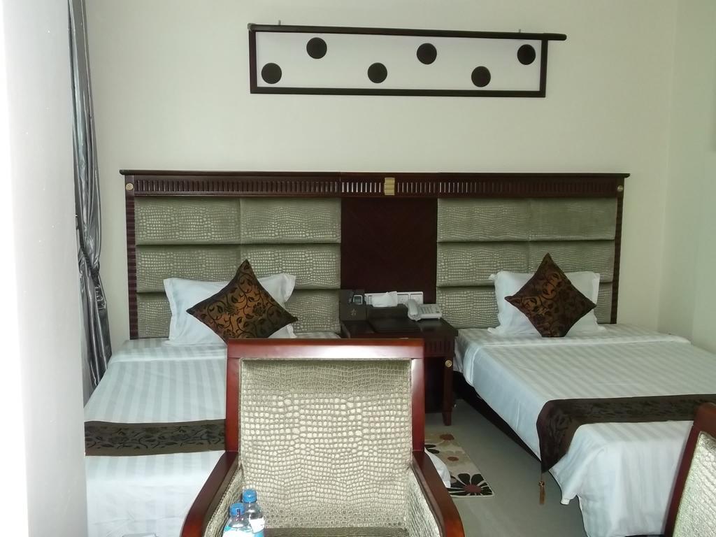 Star City Hotel Daressalam Zimmer foto
